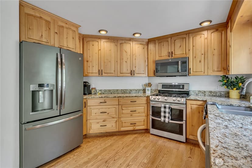 Property photo for 13013 109th Street Ct E, Puyallup photo 10