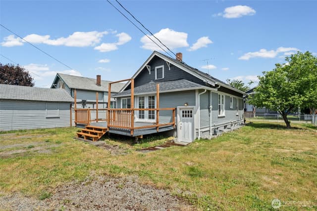 Property photo for 107 G Street SE, Auburn photo 4