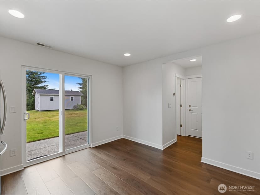 Property photo for 28621 72nd Drive NW, Stanwood photo 14