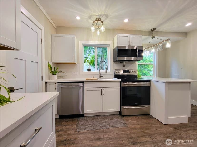 Property photo for 1506 Bloomington Avenue, Bremerton photo 19