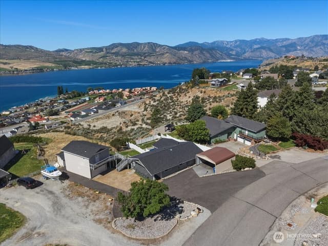 Property photo for 104 Orchard View Drive, Chelan photo 4