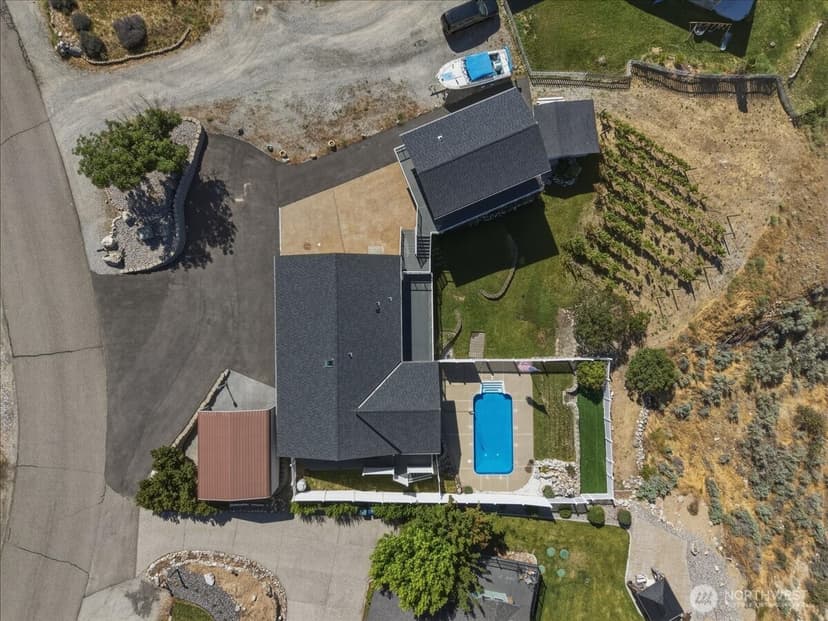 Property photo for 104 Orchard View Drive, Chelan photo 7