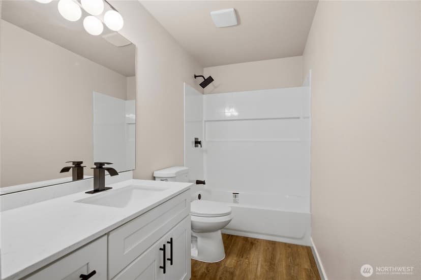 Property photo for 4335 NE 2nd Ct, Renton photo 23