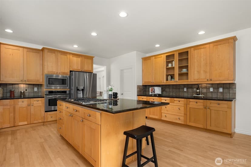 Property photo for 22272 NE Woodinville-Duvall Road, Woodinville photo 11