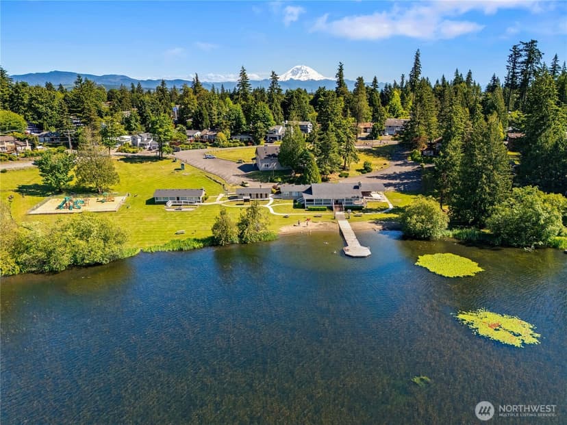 Property photo for 21838 SE 271st Place, Maple Valley photo 4