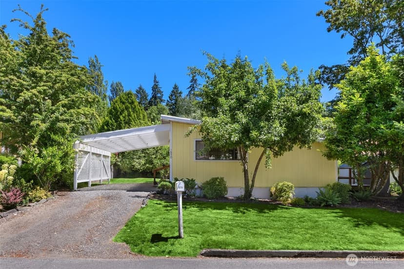 Property photo for 1570 Fort Ward Hill Road NE, Bainbridge Island photo 2