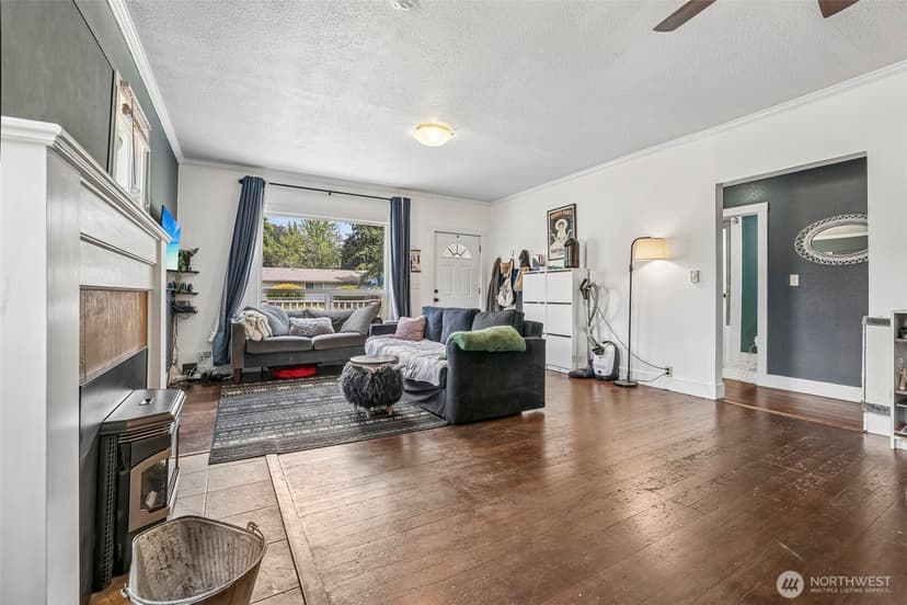 Property photo for 10434 11th Avenue Ct S, Tacoma photo 6