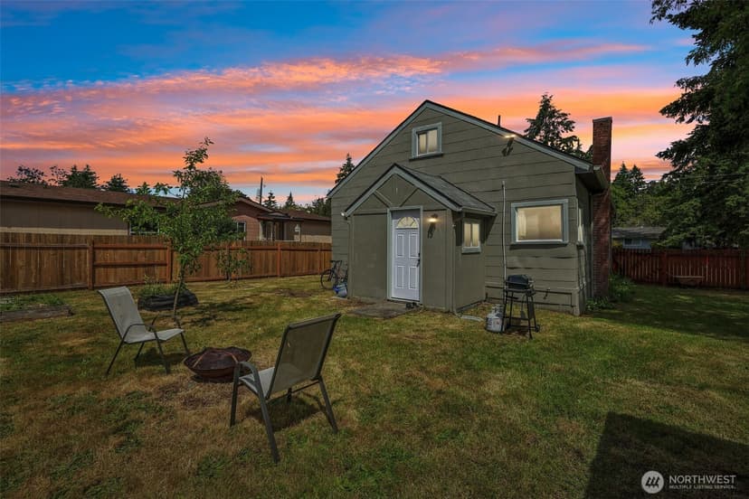 Property photo for 10434 11th Avenue Ct S, Tacoma photo 19