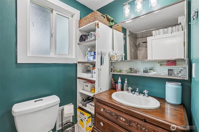 Property photo for 10434 11th Avenue Ct S, Tacoma photo 11
