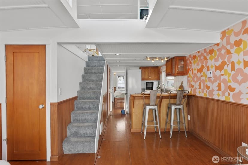 Property photo for 1900 Westlake Avenue N #B20, Seattle photo 10