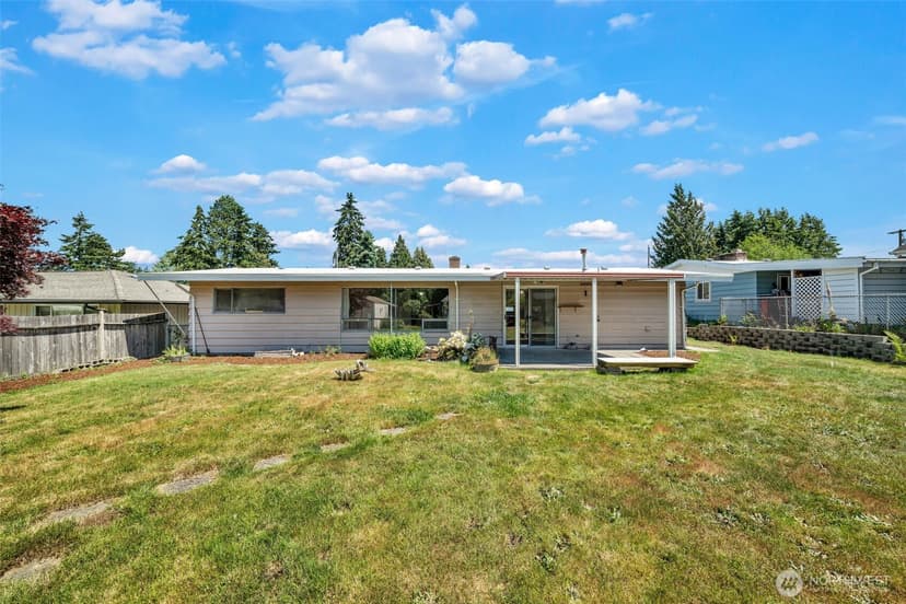 Property photo for 26845 15th Avenue S, Des Moines