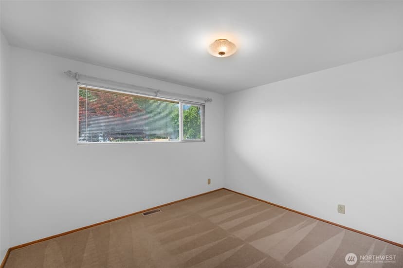 Property photo for 26845 15th Avenue S, Des Moines photo 24