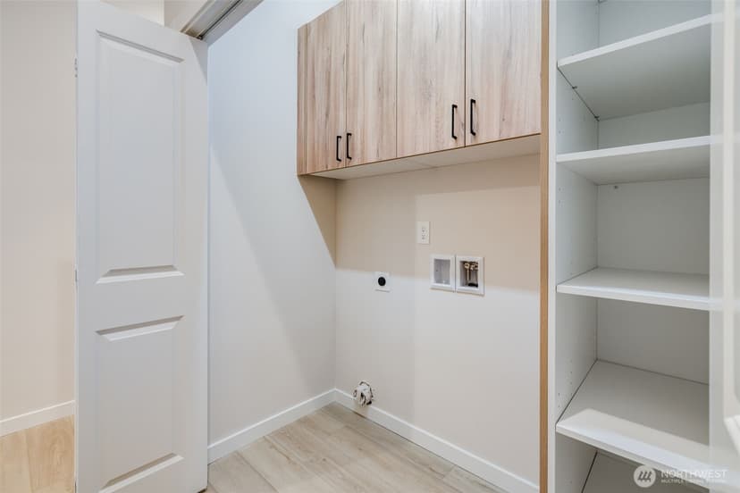 Property photo for 12531 25th Avenue NE #A, Seattle photo 18