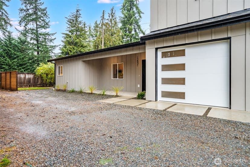 Property photo for 12531 25th Avenue NE #A, Seattle