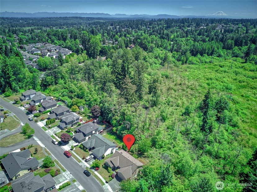 Property photo for 4026 205th Place SW, Lynnwood photo 39