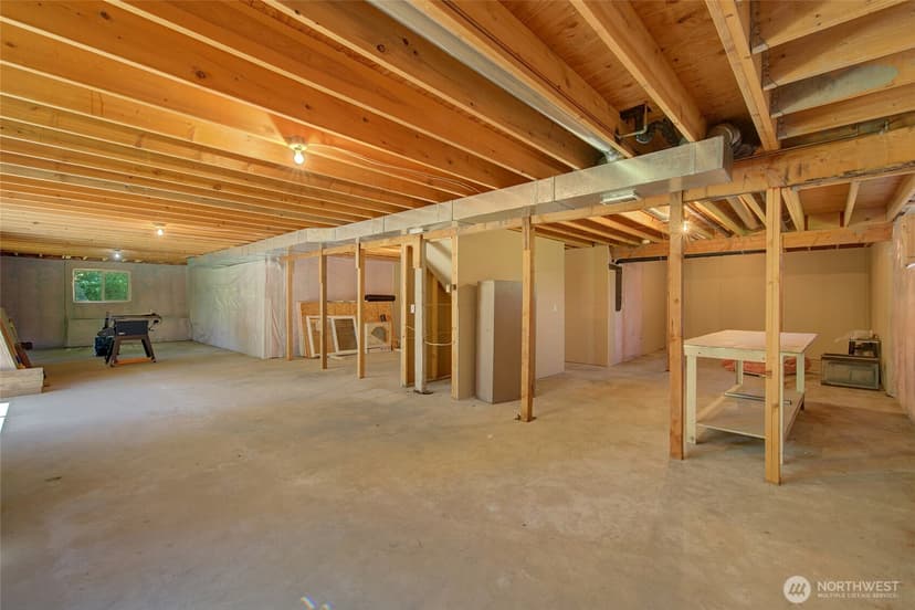 Property photo for 4026 205th Place SW, Lynnwood photo 28
