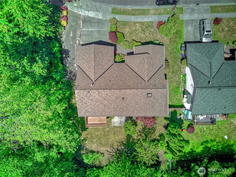 Property photo for 4026 205th Place SW, Lynnwood photo 35