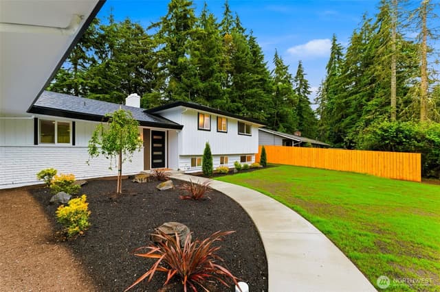 Property photo for 3657 82nd Avenue Ct W, Tacoma photo 2