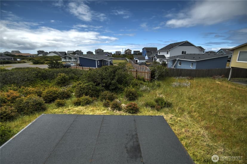 Property photo for 1205 Fairwood Drive SW, Ocean Shores photo 33