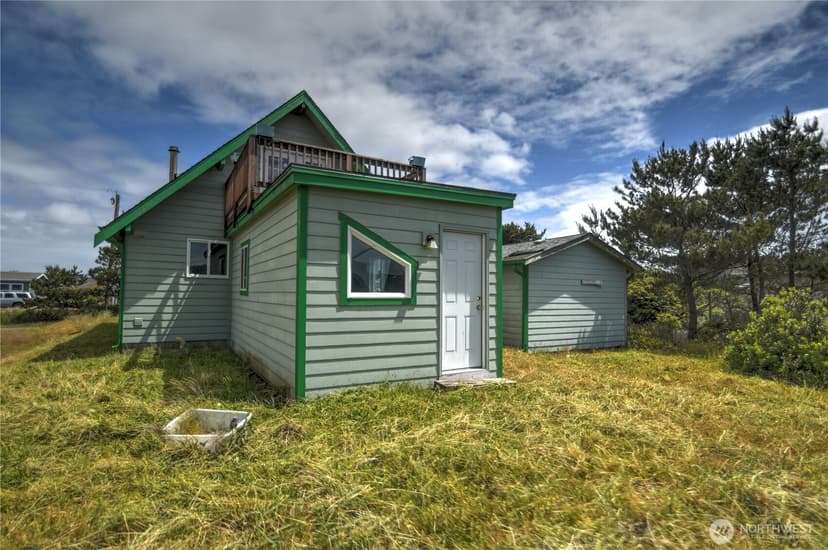 Property photo for 1205 Fairwood Drive SW, Ocean Shores photo 35