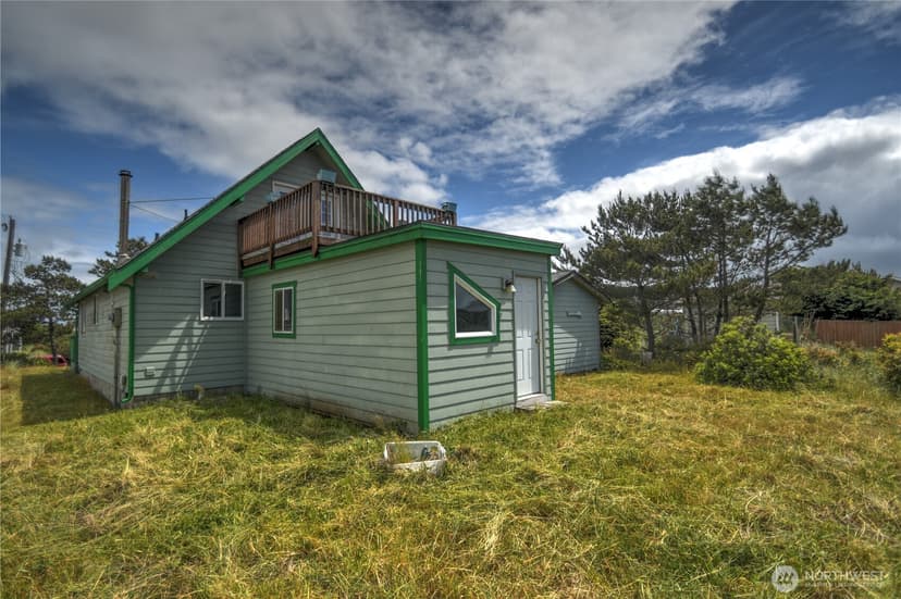Property photo for 1205 Fairwood Drive SW, Ocean Shores photo 36