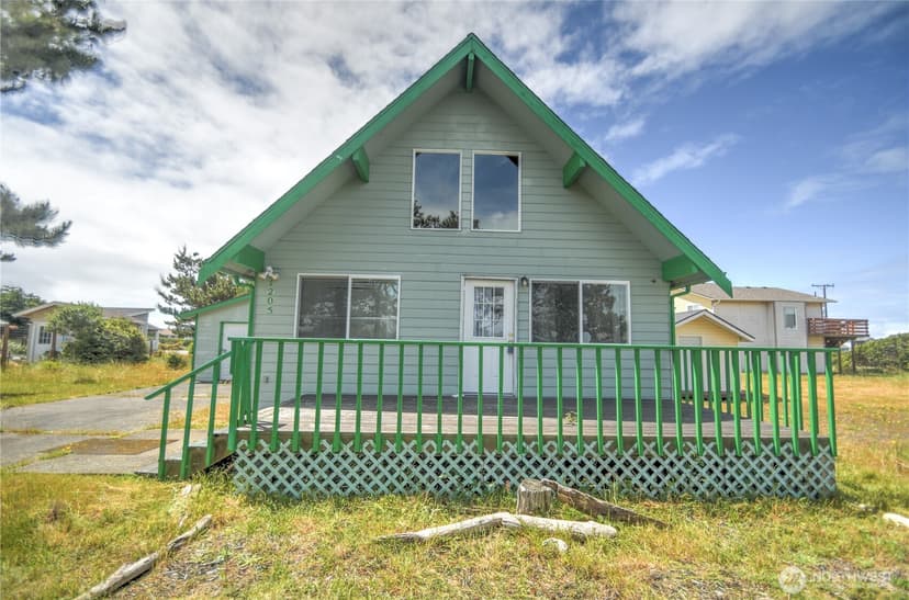 Property photo for 1205 Fairwood Drive SW, Ocean Shores photo 31