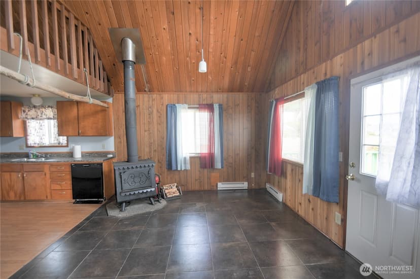 Property photo for 1205 Fairwood Drive SW, Ocean Shores photo 4
