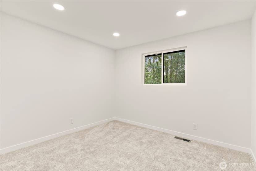 Property photo for 18630 SE 216th Street, Renton photo 21
