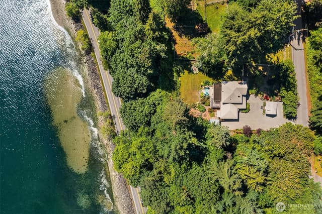 Property photo for 21206 Tramp Harbor Road SW, Vashon photo 4