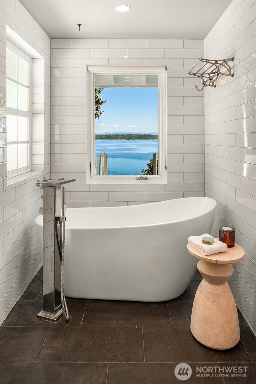 Property photo for 21206 Tramp Harbor Road SW, Vashon photo 27