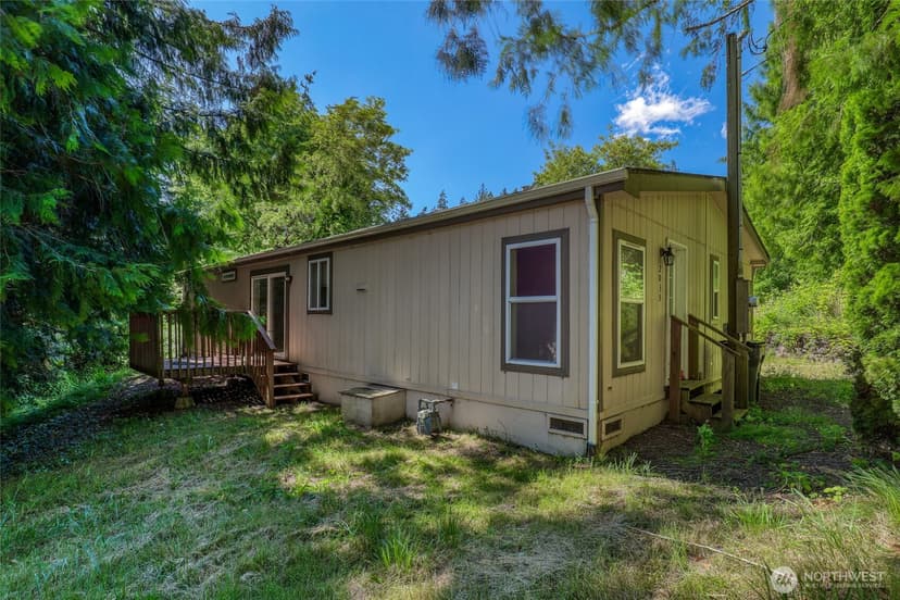 Property photo for 2035 Chico Way NW, Bremerton photo 14