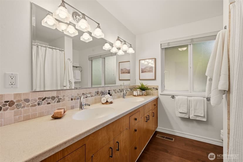 Property photo for 4601 Holly Lane NW, Gig Harbor photo 26