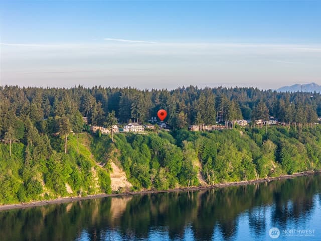 Property photo for 4601 Holly Lane NW, Gig Harbor photo 2