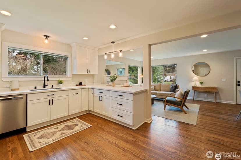 Property photo for 111 NW 140th Street, Seattle photo 13