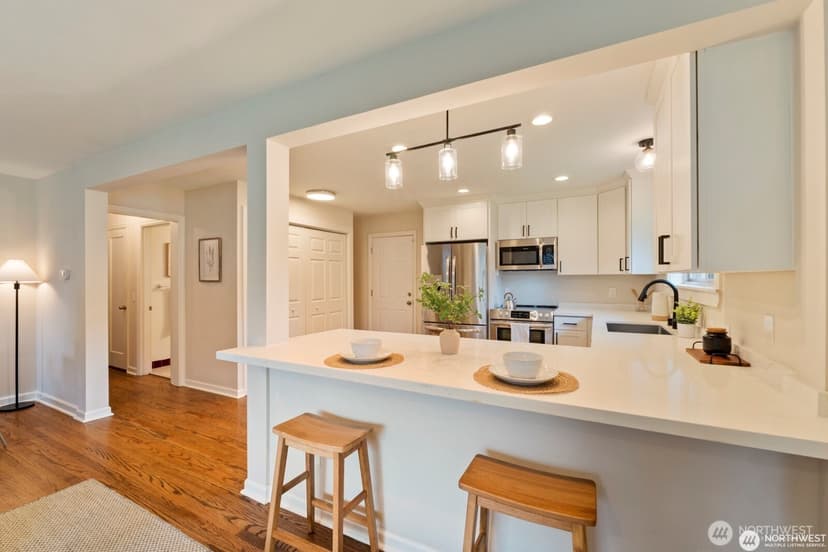 Property photo for 111 NW 140th Street, Seattle photo 12