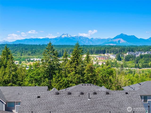 Property photo for 11010 Deer Trail Lane NW, Silverdale photo 3