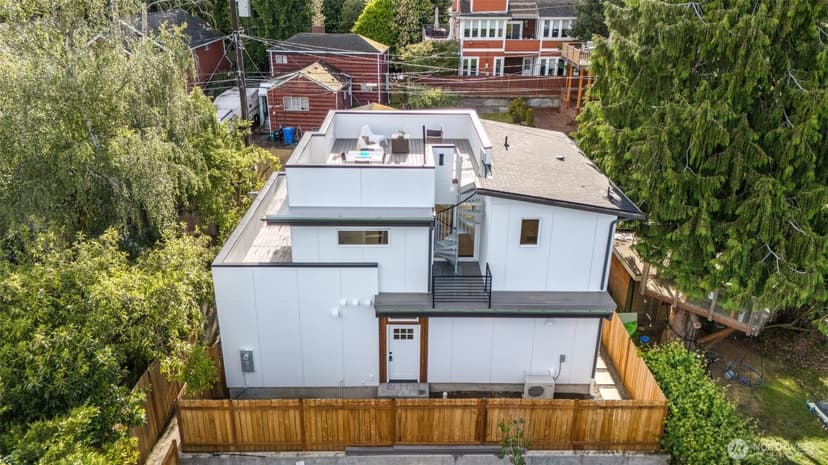 Property photo for 4413 50th Avenue SW, Seattle photo 33