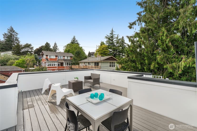 Property photo for 4413 50th Avenue SW, Seattle photo 28