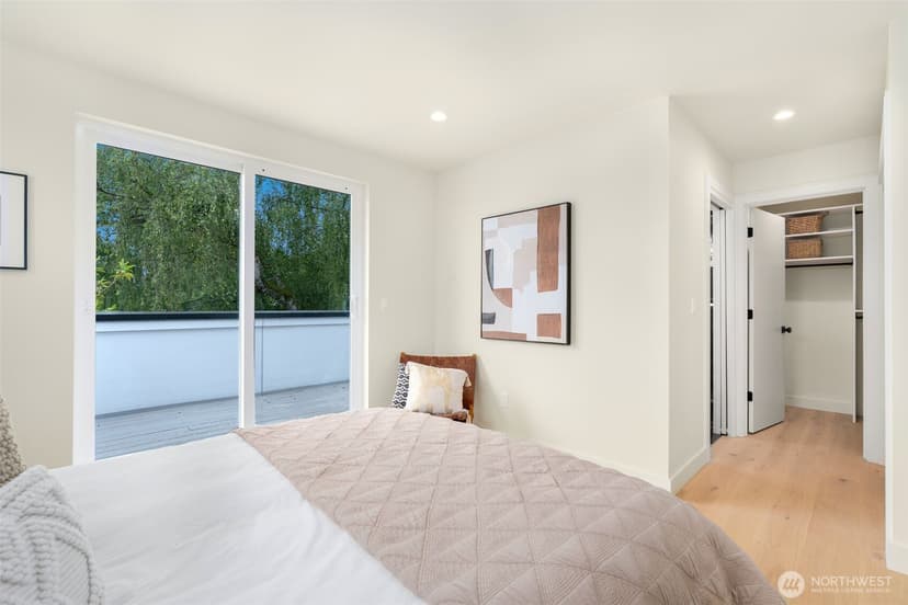 Property photo for 4413 50th Avenue SW, Seattle photo 15