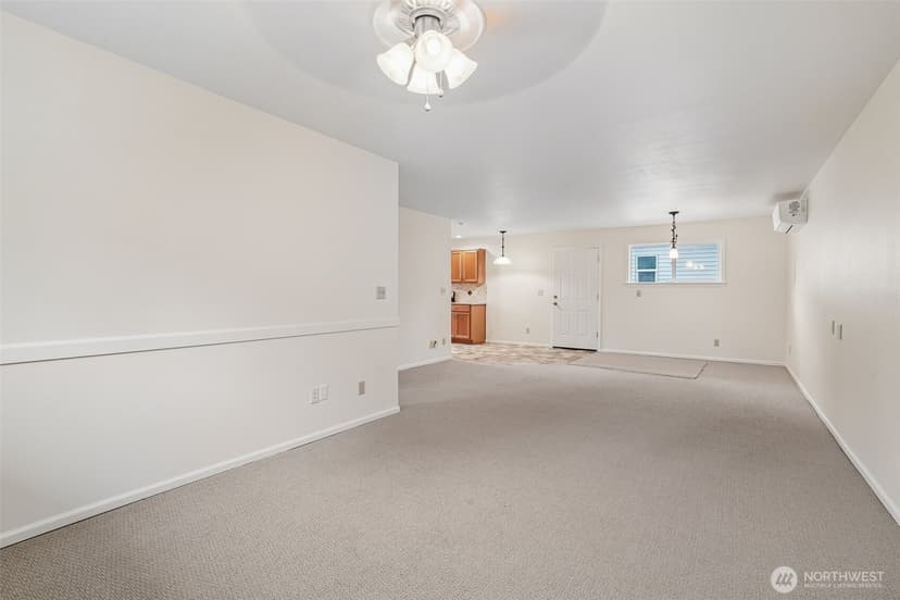 Property photo for 219 105th Avenue E, Edgewood photo 17