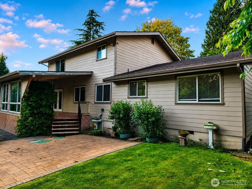 Property photo for 1918 109th Avenue Ct E, Edgewood photo 8
