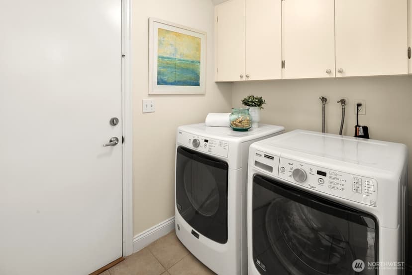 Property photo for 4231 188th Place SW, Lynnwood photo 18