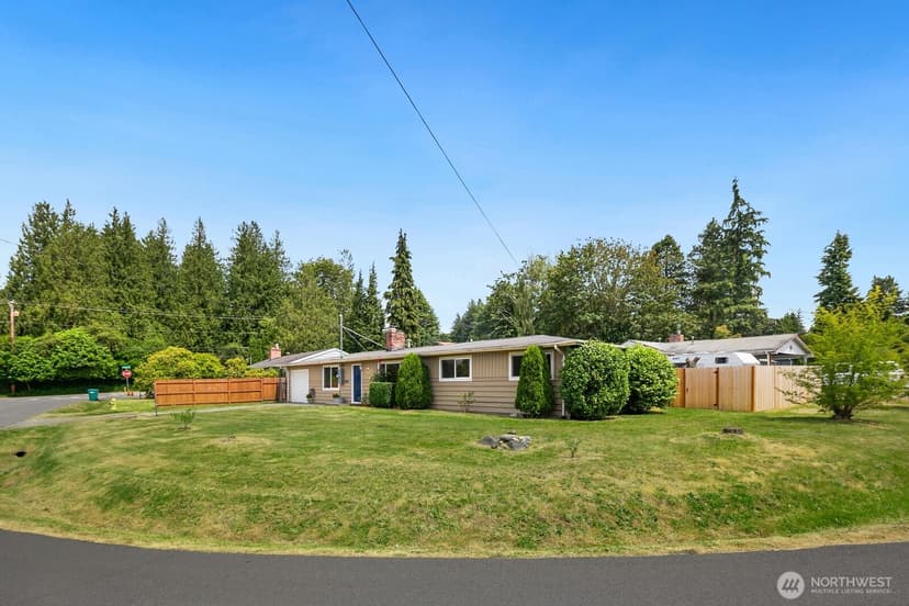Property photo for 4231 188th Place SW, Lynnwood photo 24