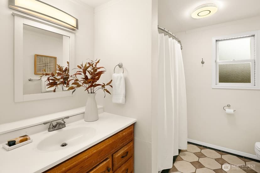 Property photo for 4231 188th Place SW, Lynnwood photo 13