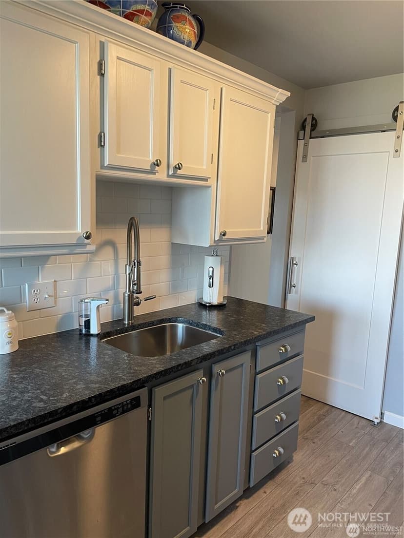 Property photo for 625 N Jackson Avenue #B36, Tacoma photo 11