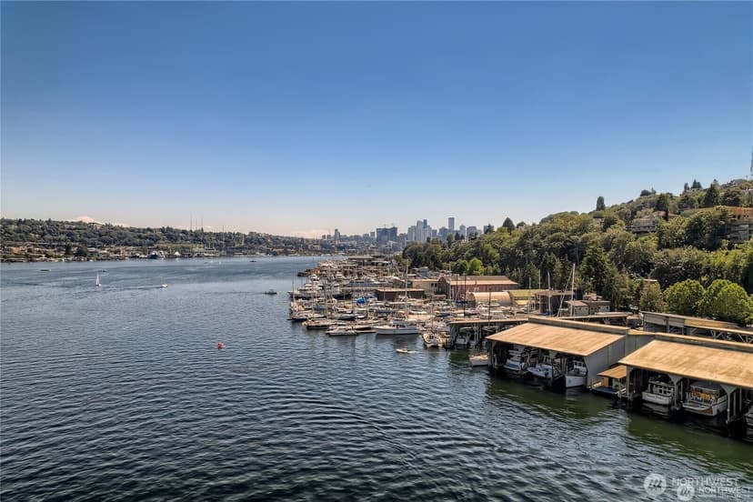 Property photo for 2706 Westlake Avenue N #99C, Seattle photo 23