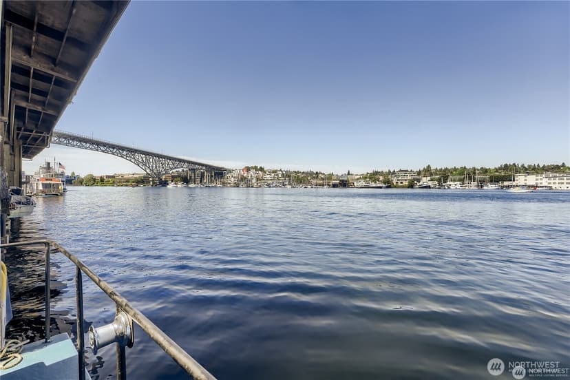 Property photo for 2706 Westlake Avenue N #99C, Seattle photo 21