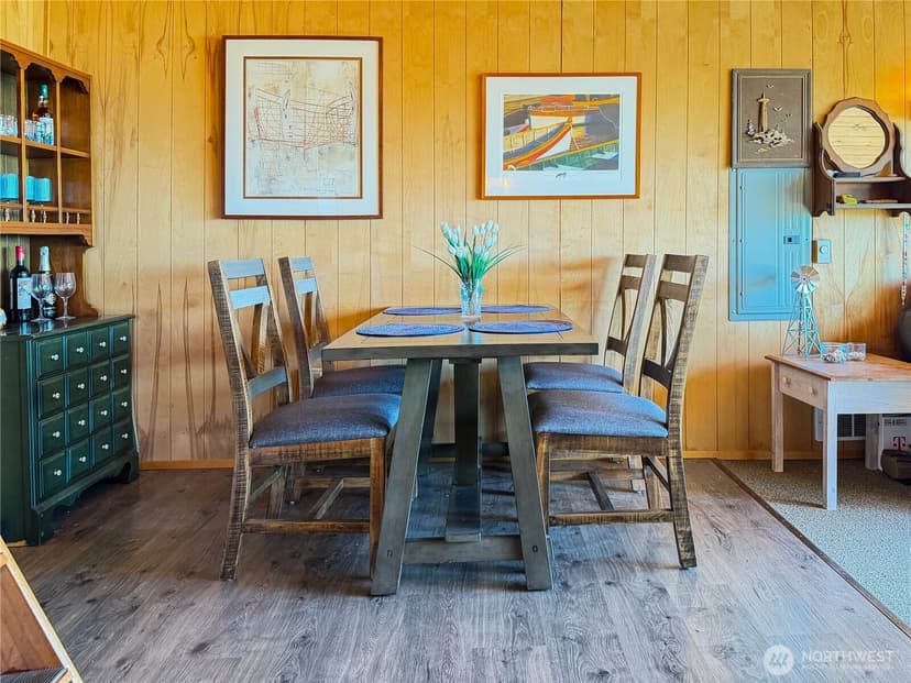 Property photo for 2 S Pilchuck Ave, Hat Island photo 10