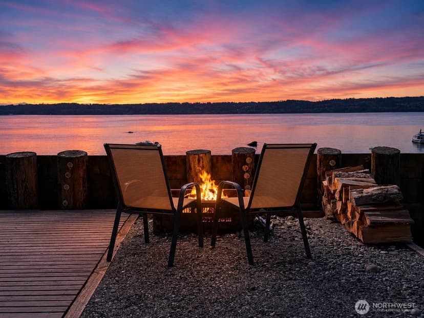 Property photo for 2 S Pilchuck Ave, Hat Island photo 38