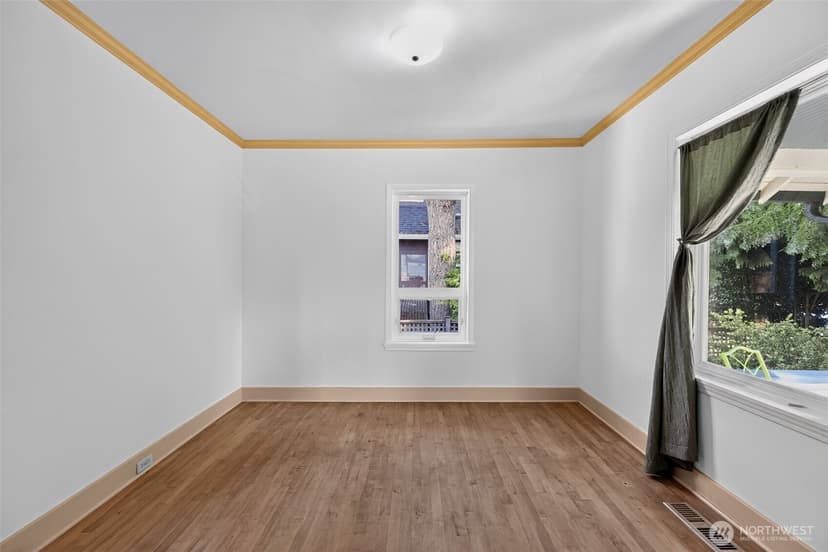 Property photo for 8045 26th Avenue NW, Seattle photo 32